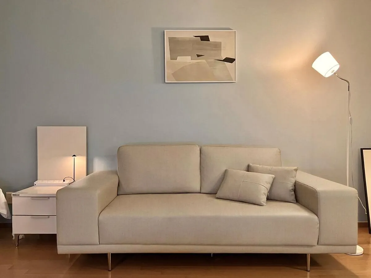 Warm Stay 1 Min From Gangnam 서울특별시